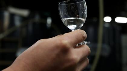 Una pequeño trago de sake para abrigarse.