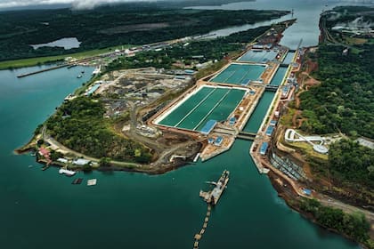 Una pieza esencial de la economía, el Canal de Panamá, también comenzó a mostrar buenas señales