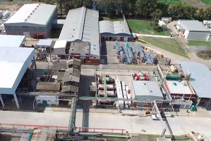 Una planta de producción local de insumos agropecuarios. Ciafa