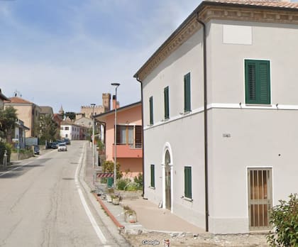 Una postal actual del pueblo de Tavoleto, donde se ve que poco ha cambiado a lo largo de los años