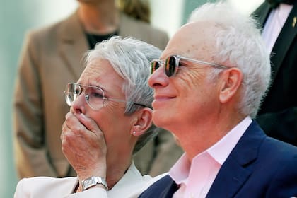 Una postal de Jamie Lee Curtis y Christopher Guest en 2022