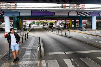 Una postal inusual en el Puente Saavedra