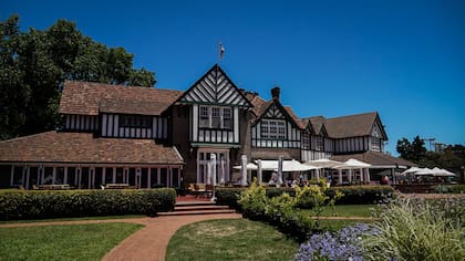 Una postal que resume tenis: el club house del Argentino