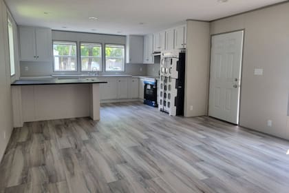 Una prefabricada de tres dormitorios y dos baños nueva cuesta US$76.400