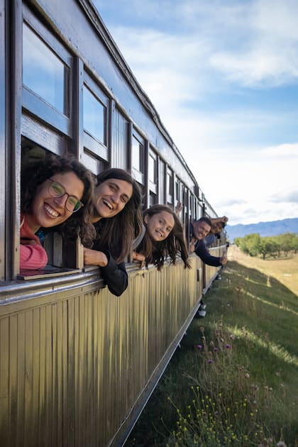 Una propuesta para viajar en tren válida para grandes y chicos.