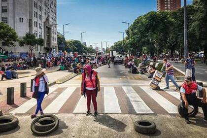 Una protesta frente al Ministerio de Desarrollo Social, en la 9 de Julio