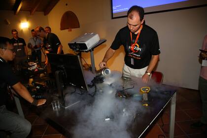 Una prueba de overclocking con nitrógeno, un clásico de las pruebas de rendimiento de los procesadores nuevos