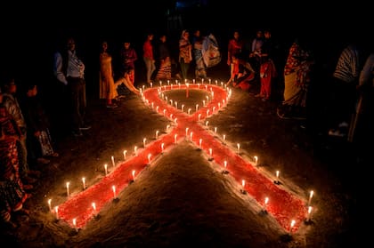El lema 2023 para el Día Mundial de la lucha contra el Sida llama a poner por delante a las comunidades de personas que conviven con el virus