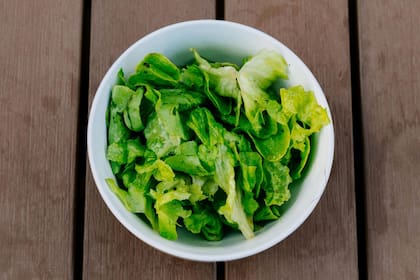 Una ración de lechuga diaria ayudará a combatir los cálculos renales