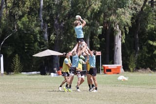 Los Pumas 7s encaran la etapa que suelen ganar, pero el DT advierte que éste es otro equipo