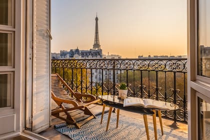 Una reciente normativa tiene como objetivo dificultar la proliferación de viviendas gestionadas por Airbnb en las localidades más turísticas de Francia.