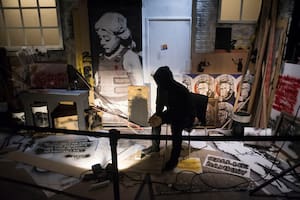 Una recreación del taller de Banksy, en el Pabellón Frers de La Rural