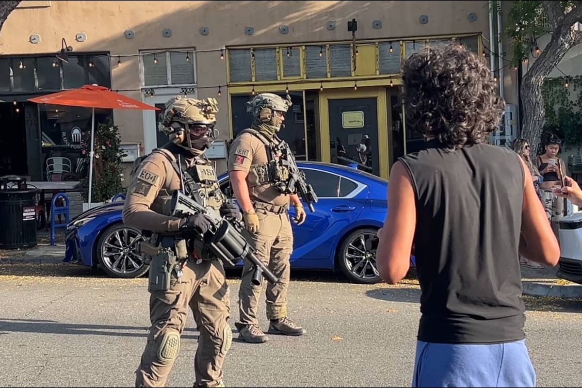 Una redada del ICE en dos restaurantes italianos en un barrio de San Diego provocó el rechazo inmediato de la comunidad local