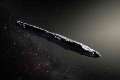 Una reproducción artística de Oumuamua, basada en los datos que se conocen del objeto interestelar