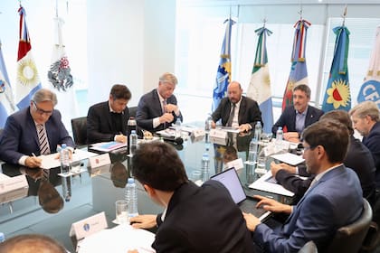 Una reunión anterior de los gobernadores en el CFI; este miércoles no se pudo repetir