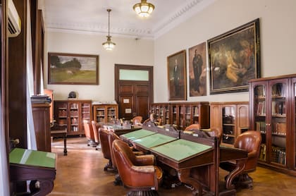 Una sala de lectura de la Biblioteca de la Legislatura.