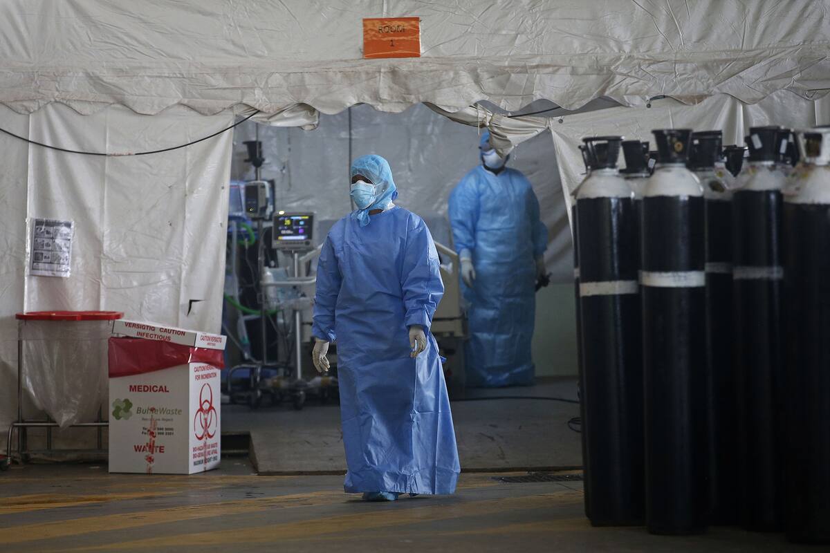 Una sala temporal dedicada al tratamiento de posibles pacientes con coronavirus COVID-19 en el Hospital Académico Steve Biko en Pretoria, Sudáfrica, el 11 de enero pasado