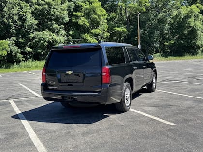 Una serie de Chevrolet Suburban HD (Heavy Duty) comenzaron a aparecer en manos de particulares y concesionarios