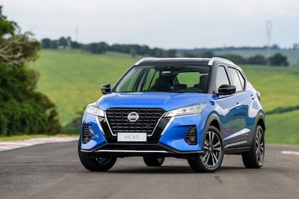 Una sola variante del Nissan Kicks Play se encuentra por debajo de los $30 millones