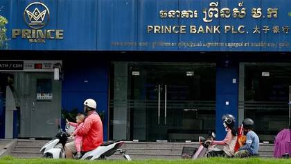 Una sucursal del Prince Bank en Phnom Penh