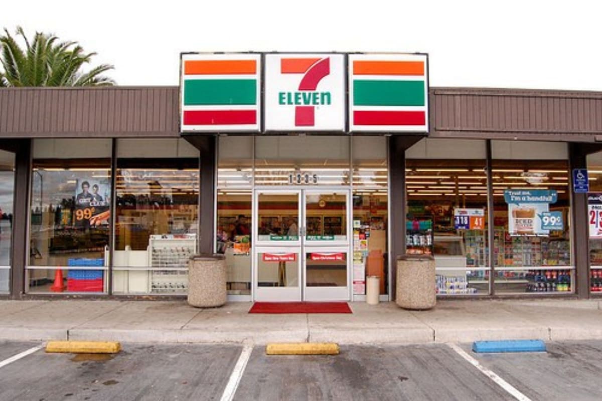 Una tienda de 7-Eleven en Los Ángeles otorgó el boleto ganador del sorteo de Powerball y recibirá una comisión del premio mayor