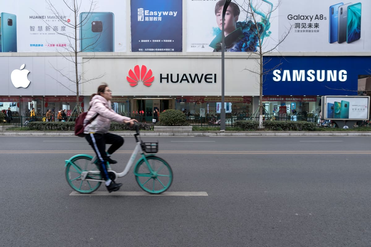 Una tienda de Huawei en Chengdu, China, donde el fabricante de tecnología logró reportar ventas que la pusieron por delante de Samsung por primera vez