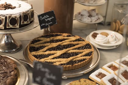 Una típica crostata en una vidriera italiana