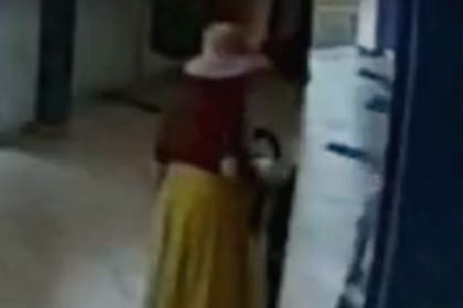 Una turista argentina de 71 años fue arrestada este jueves en Brasil, acusada de haber dañado una estatua religiosa en la terminal de ómnibus de Crato, en el estado de Ceará