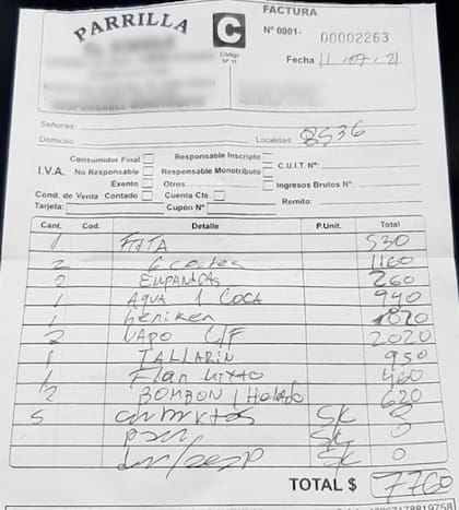 Una usuaria de Facebook denunció a una parrilla cordobesa que intentó estafarla con una segunda carta, en donde los precios eran superiores a los de la primera