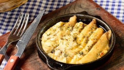 Una versión clásica con orégano y aceite de oliva