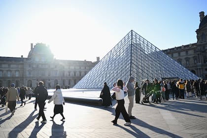 Una vez más, la seguridad del Louvre fue burlada