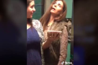 Una vez que se recuperó del desmayó, la futura abuela se emocionó