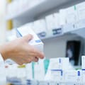 Cómo la inteligencia artificial se volvió clave en la seguridad de los medicamentos