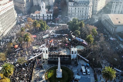 Cristina Kirchner, en vivo: las repercusiones de la marcha y cómo se ordena el PJ