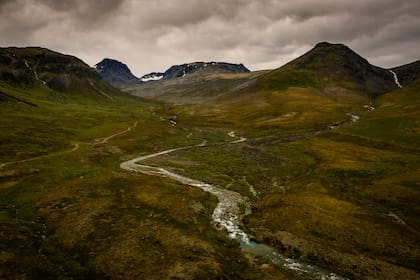 Una vista de Kvanefjeld, en Groenlandia, Aug. 20, 2021. Greenland has rare elements needed for electric cars and wind turbines. But protesters are blocking one project, signaling that mining companies must tread carefully. (Carsten Snejbjerg/The New York Times)