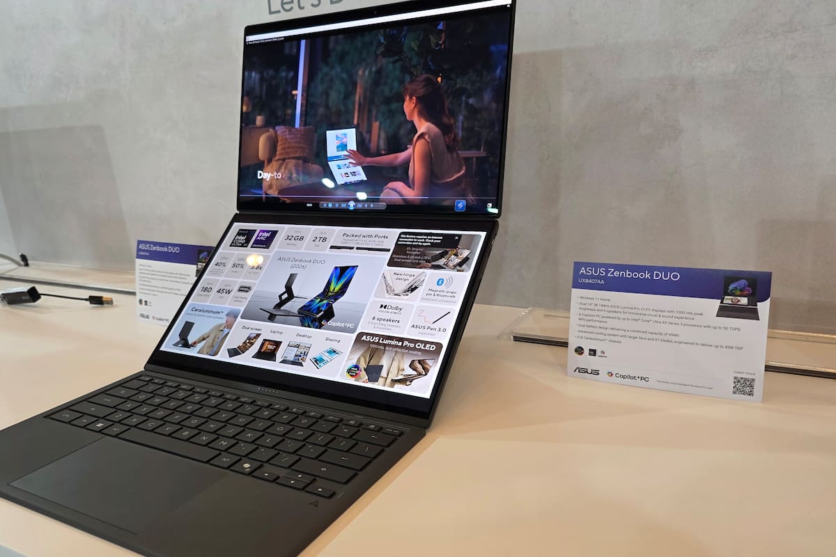 Una vista de la Asus Zenbook Duo 2026