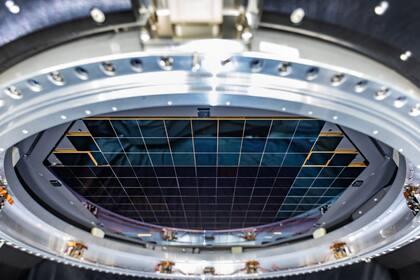 Una vista de la cámara LSST, la más grande del mundo equipada con 189 sensores, que estará destinada para el observatorio Rubin localizado en cerro Pachón, al norte de Chile