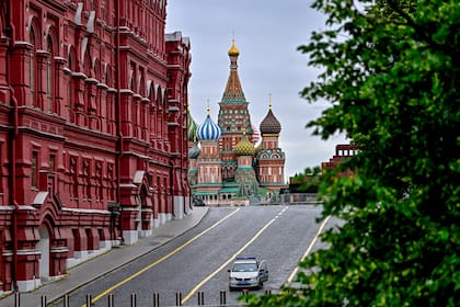 Una vista de la Catedral de San Basilio en medio de la escalada de tensiones entre el Kremlin y el jefe del grupo paramilitar ruso Wagner, en Moscú, Rusia el 24 de junio de 2023