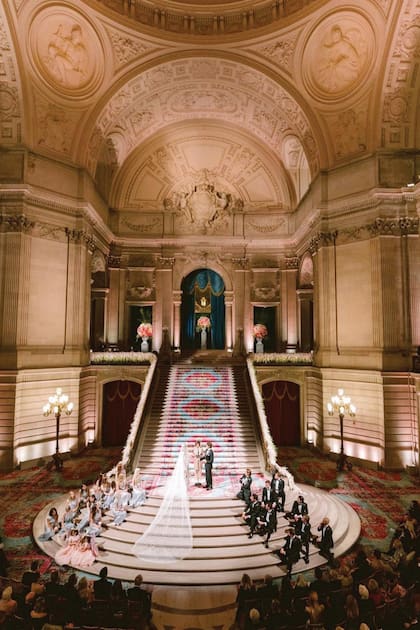 Una vista de la ceremonia, que tuvo lugar en el City Hall de San Francisco.