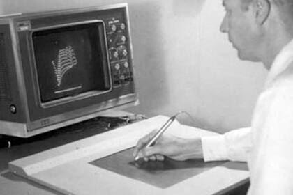 Una vista de la tableta digitalizadora de RAND; creada en la década de 1960, en la que se probó el primer sistema de identificación facial