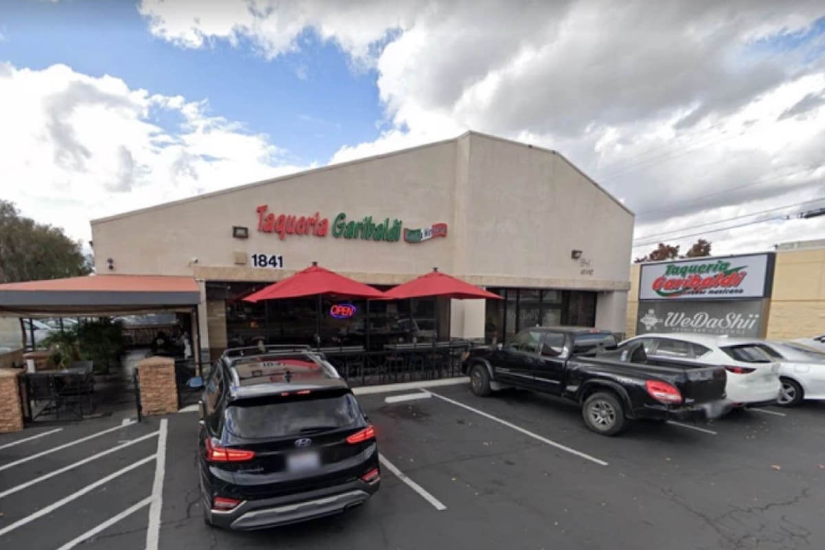 Una vista de la Taquería Garibaldi en Sacramento, California