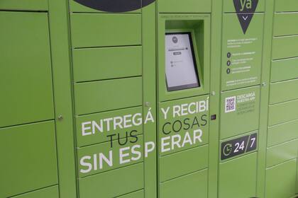 Una vista de los casilleros conectados de Packasap, una red que con 80 e-lockers y un local para el retiro de grandes paquetes