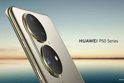 Una vista del enorme módulo de cuatro cámaras del P50, el teléfono insignia de Huawei que mantiene su apuesta por la fotografía digital móvil