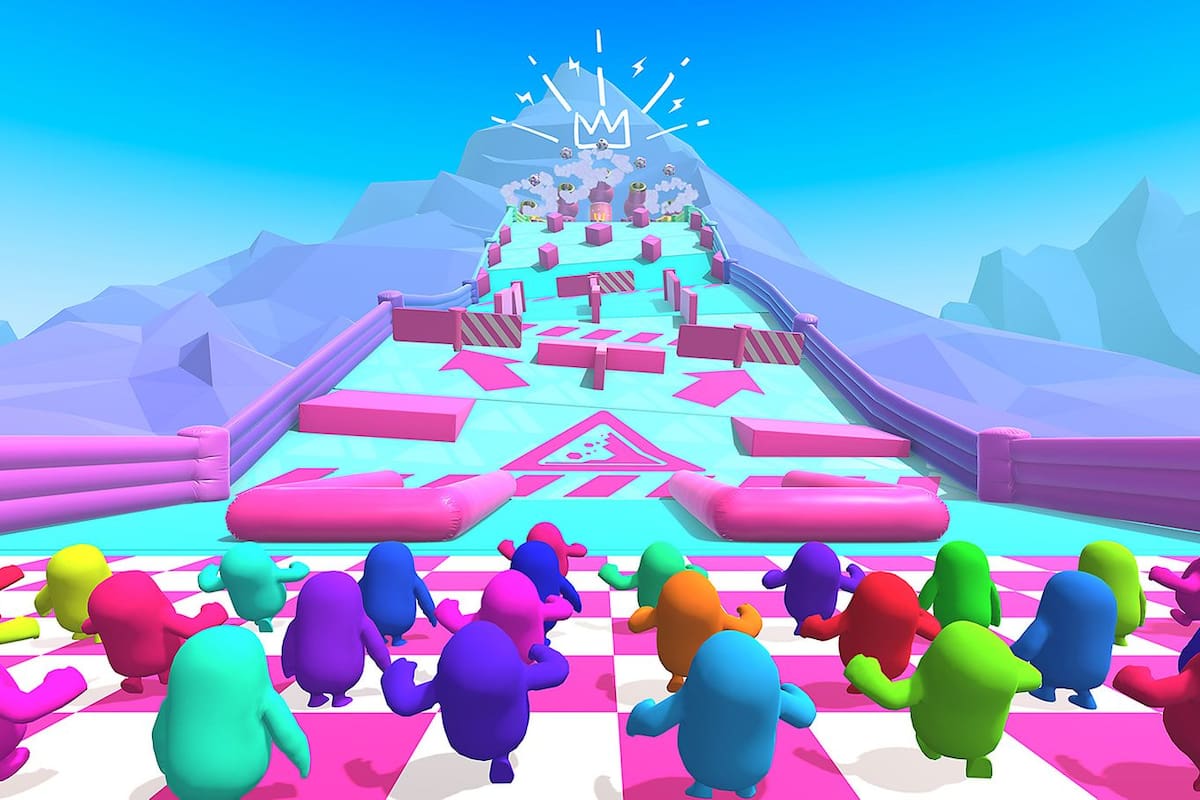 Una vista del Fall Guys, el juego del momento, en el que 60 contrincantes intentan llegar entre los primeros en carreras de obstáculos