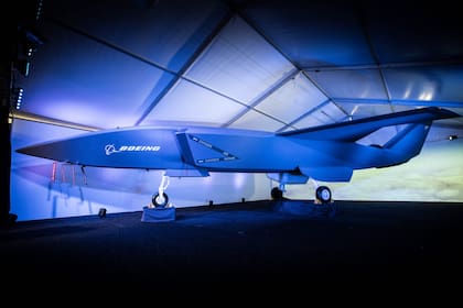 Una vista del jet de combate autónomo de Boeing, que tendrá su primer vuelo de prueba en 2020