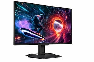Probamos el monitor gamer OLED que promete llevar la ventaja competitiva a otro nivel