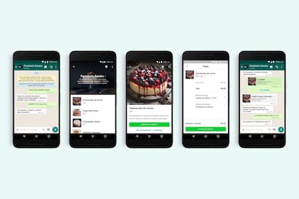 Una vista del uso de WhatsApp Business, la versión de la aplicación de mensajería instantánea orientada para profesionales y pequeñas empresas