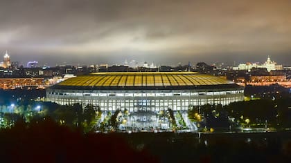 Una vista exterior del inmenso Luzhniki, en el Complejo Olímpico de Moscú