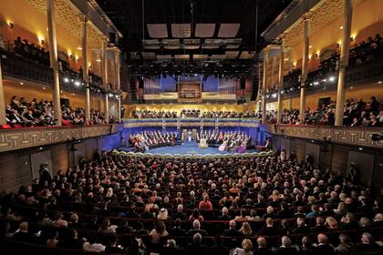 Una vista general del Concert Hall, un edificio azul que está ubicado en la céntrica plaza de Hötorget, en la capital sueca. En este edificio, que también es sede de la Real Orquesta Filarmónica de Estocolmo, se entregaron los premios Nobel 2023