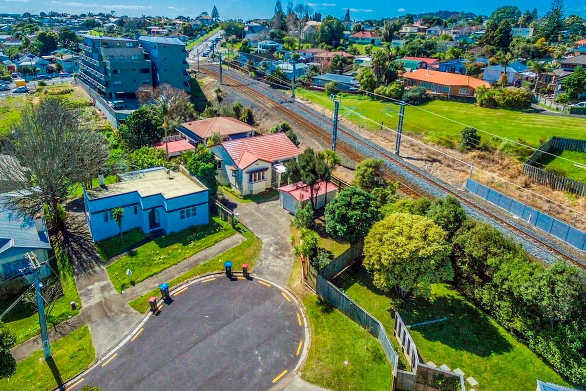 Una vista panorámica de Avondale, el barrio de Nueva Zelanda donde se desató el enfrentamiento entre dos familias por culpa de ruidos molestos